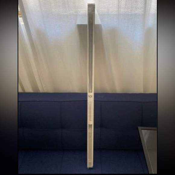 NEW HOPPVALS CORDLESS WHITE PULL DOWN BLINDS WITH ATTACHMENTS SIZE 38x64โ - Picture 3 of 6